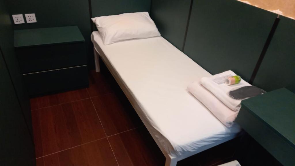 New Garden Hostel Hong Kong Ngoại thất bức ảnh