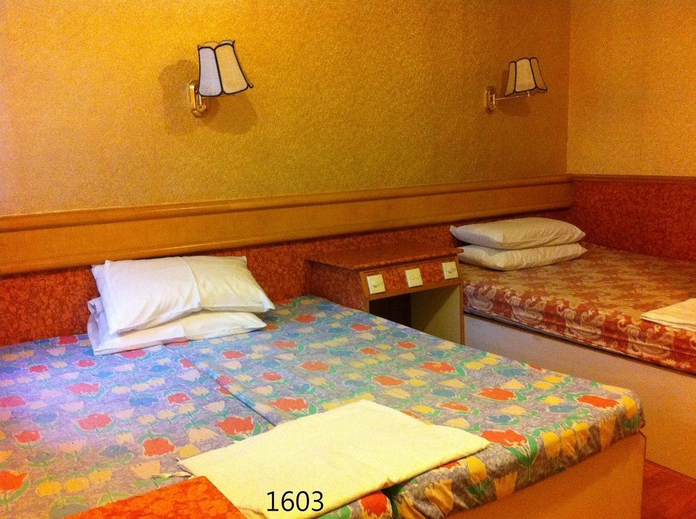 New Garden Hostel Hong Kong Ngoại thất bức ảnh